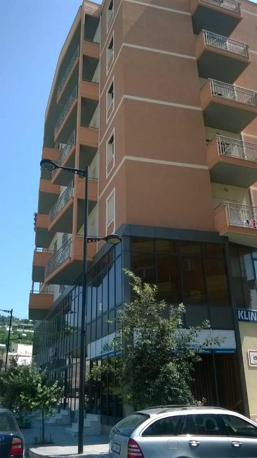 Square View Apartment Vlorë 外观 照片